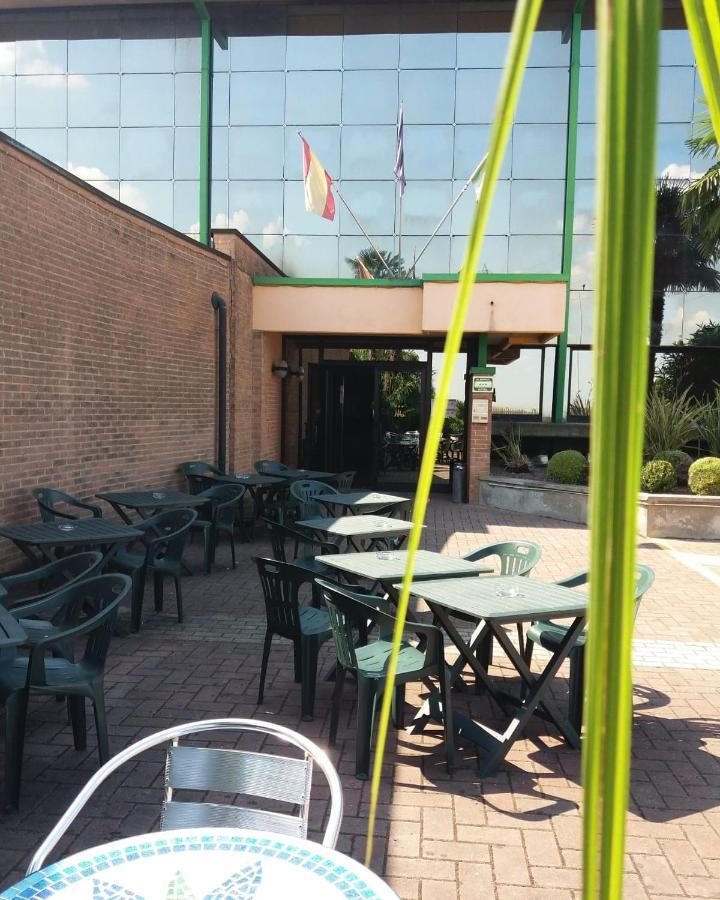 Orzihotel Orzivecchi Esterno foto