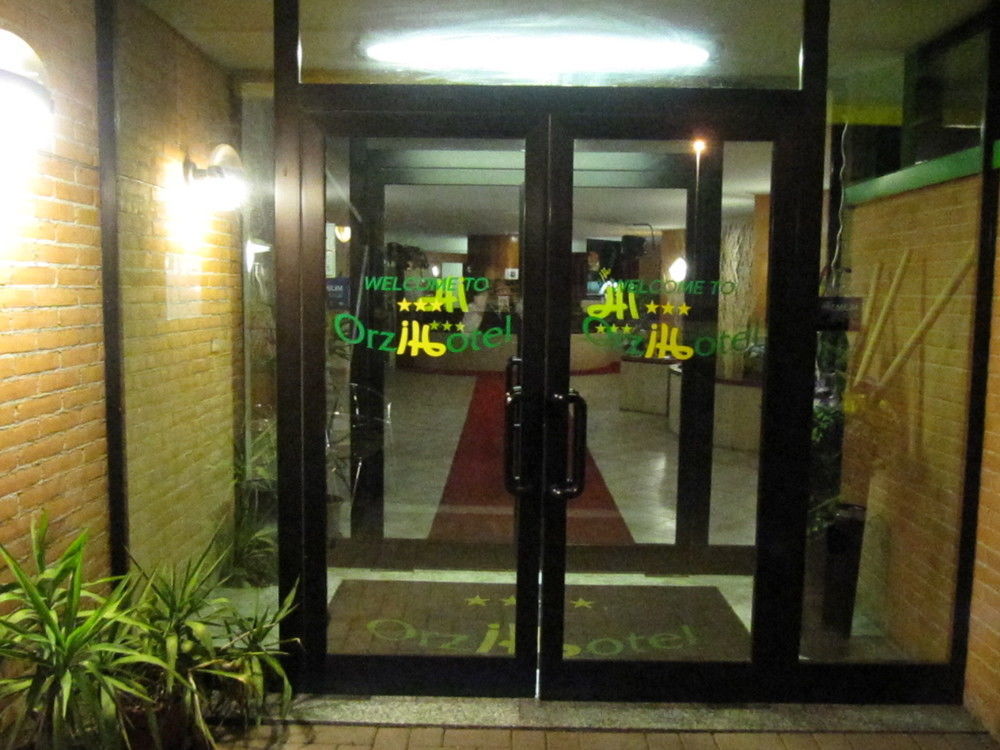 Orzihotel Orzivecchi Esterno foto