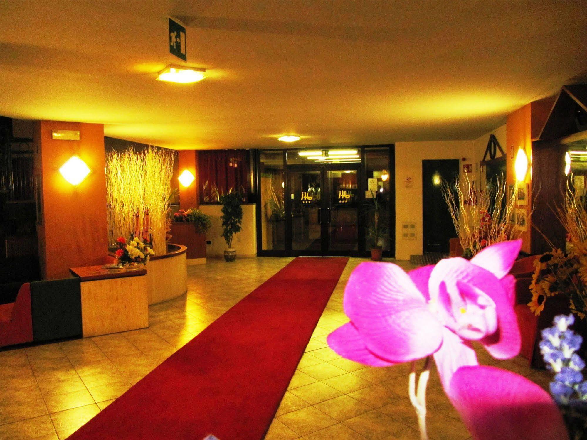 Orzihotel Orzivecchi Esterno foto
