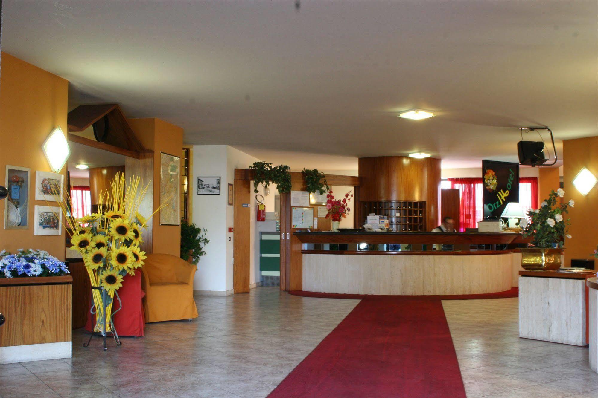 Orzihotel Orzivecchi Esterno foto