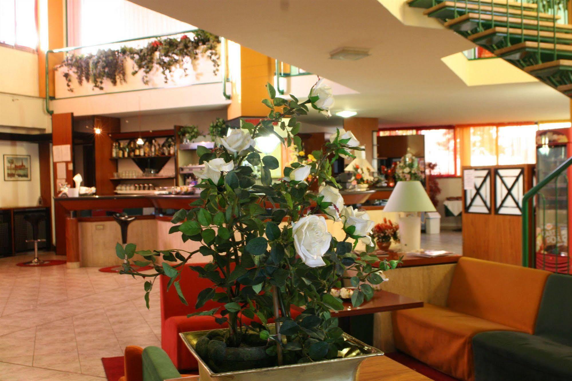 Orzihotel Orzivecchi Esterno foto